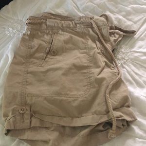 Loft shorts khaki